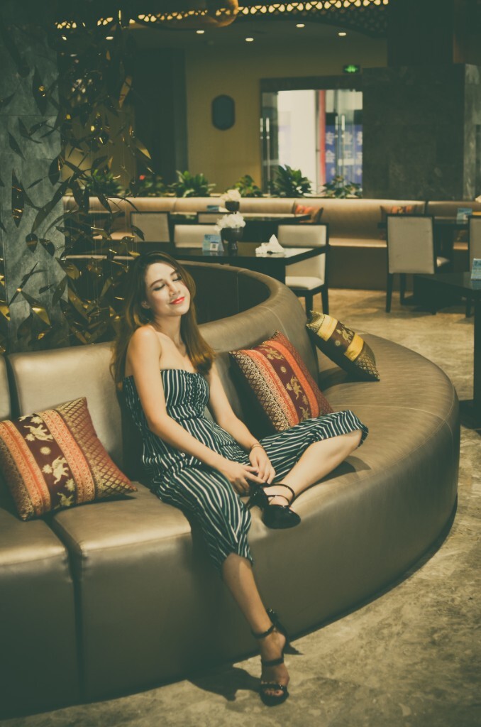 随心-烧饼,美女,情绪,深圳-美女正加葱-图虫的粪人像图片