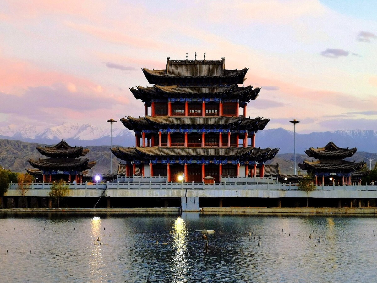 嘉峪关南湖