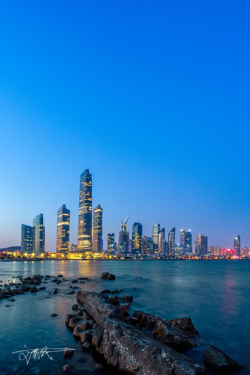 青岛市浮山湾海天中心