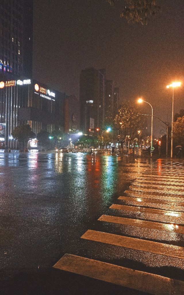 下雨的夜晚