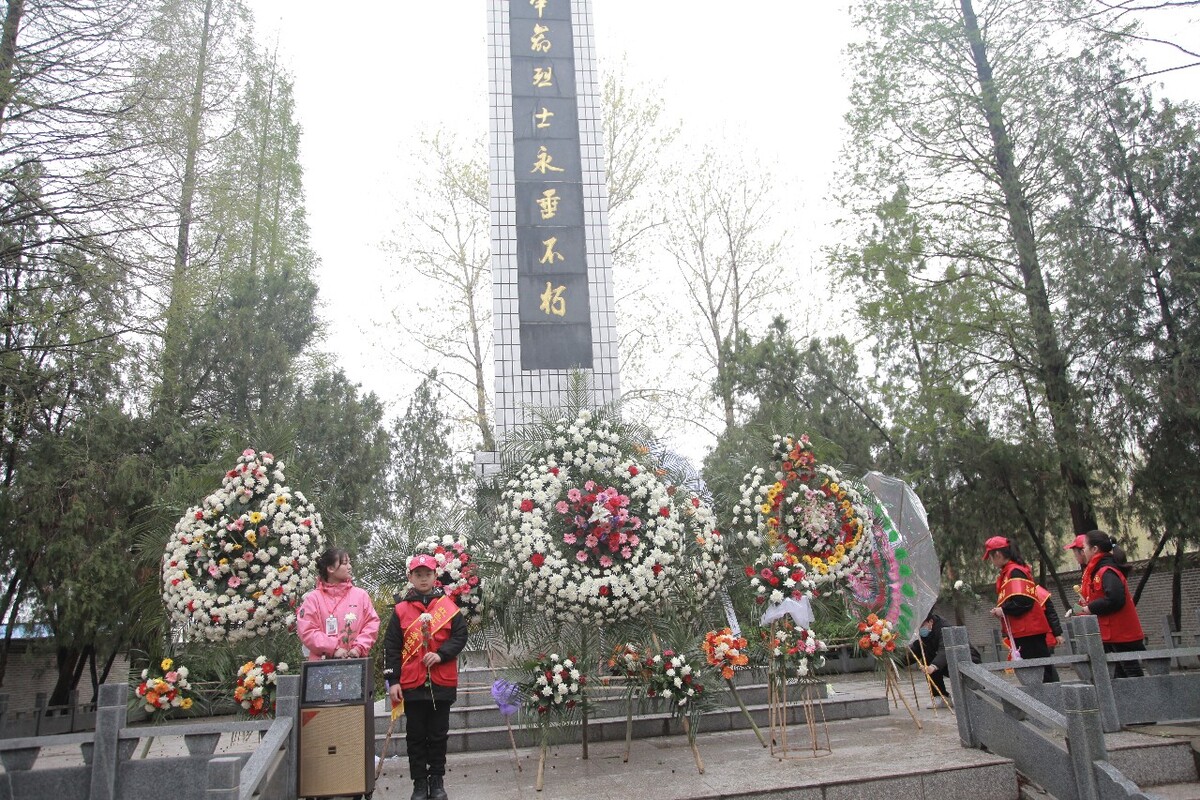 吕集烈士陵园