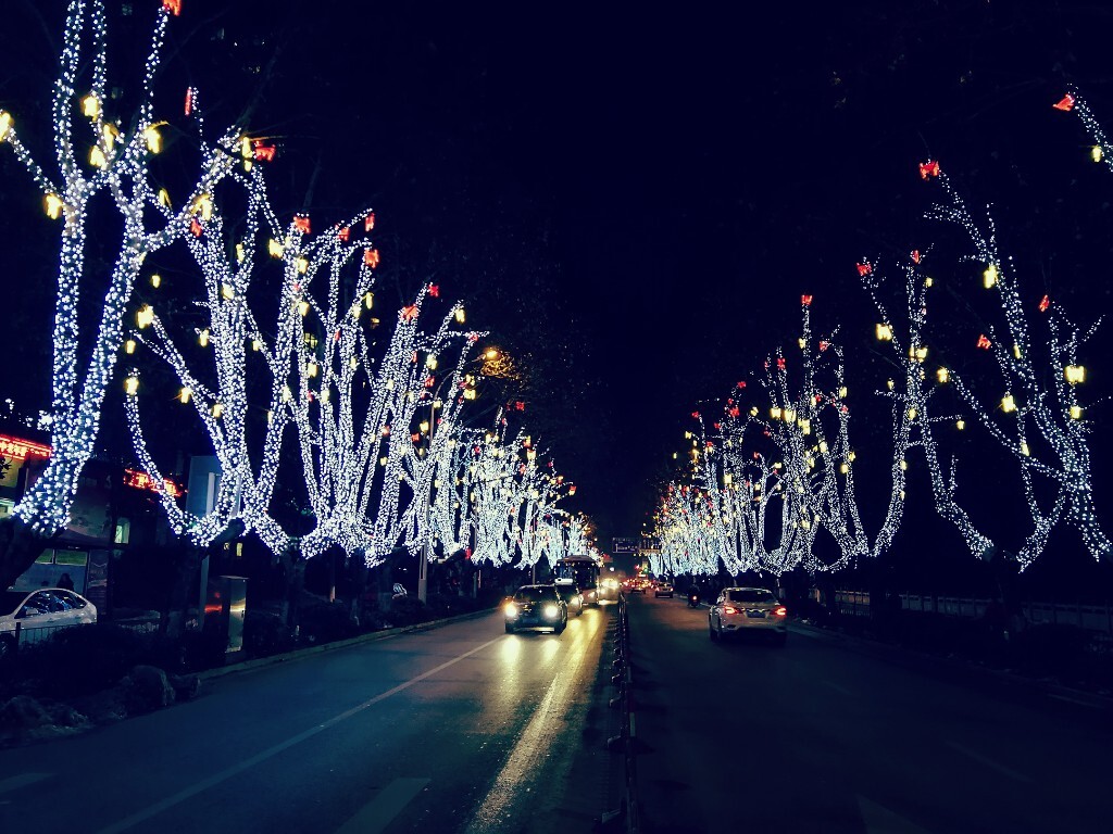 Ұͭ1