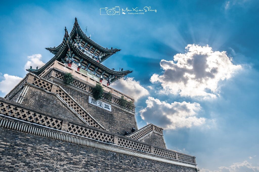 老建筑三台阁