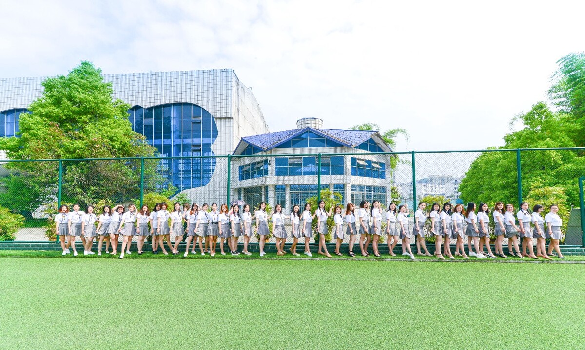 湖北民族学院
