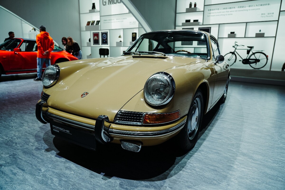 保时捷911跑车传奇展 - 盛夏的风929 - 图虫