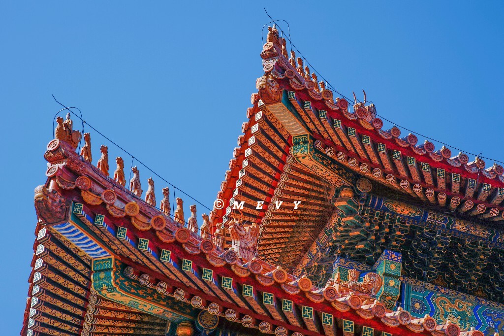 太和殿充檐构造飞檐斗拱处雕梁画栋间