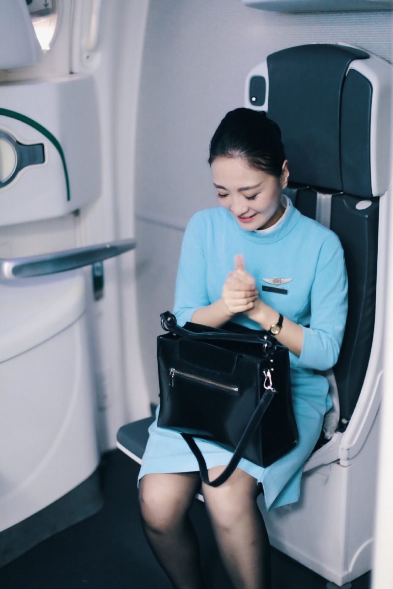 厦门航空空姐封面008