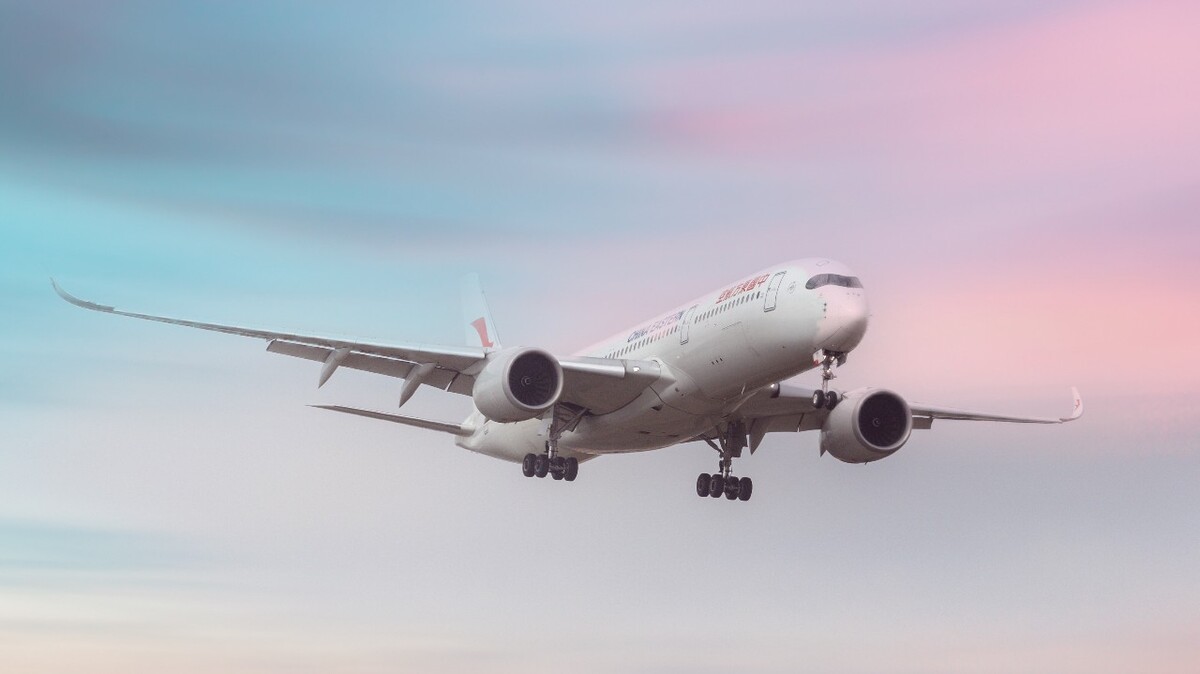 a350900客机最后进近优雅姿态