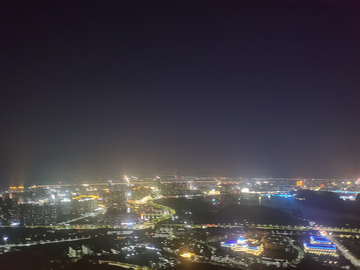 肇庆将军山俯瞰夜景