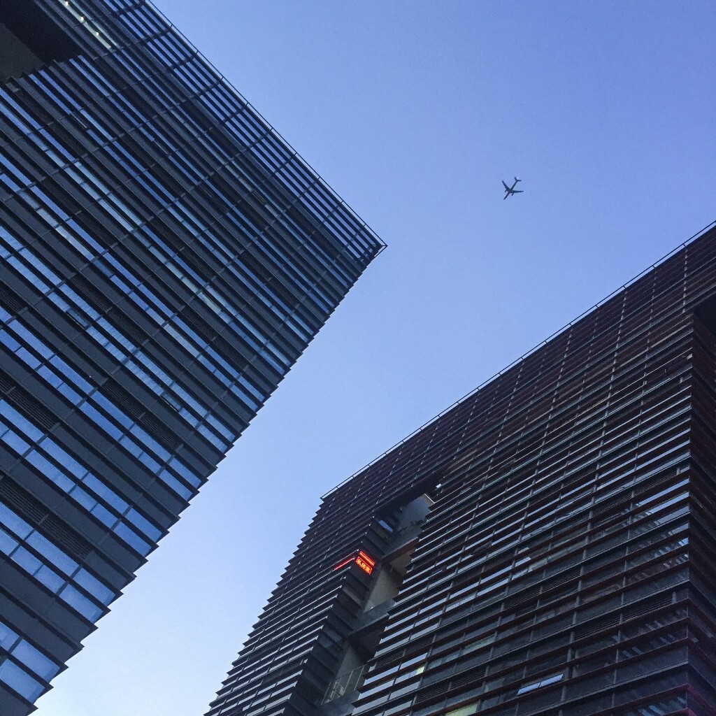 店铺建筑1200_1200520大厦气球设计图图片