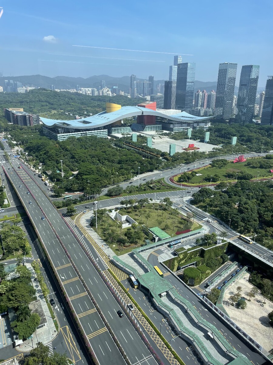 深圳地标性建筑中国烟草大厦交通银行大厦深圳市民中心平安银行国信