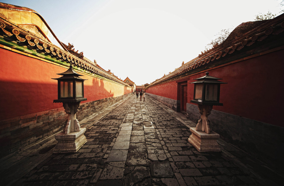 紫禁城的任秋亭资料