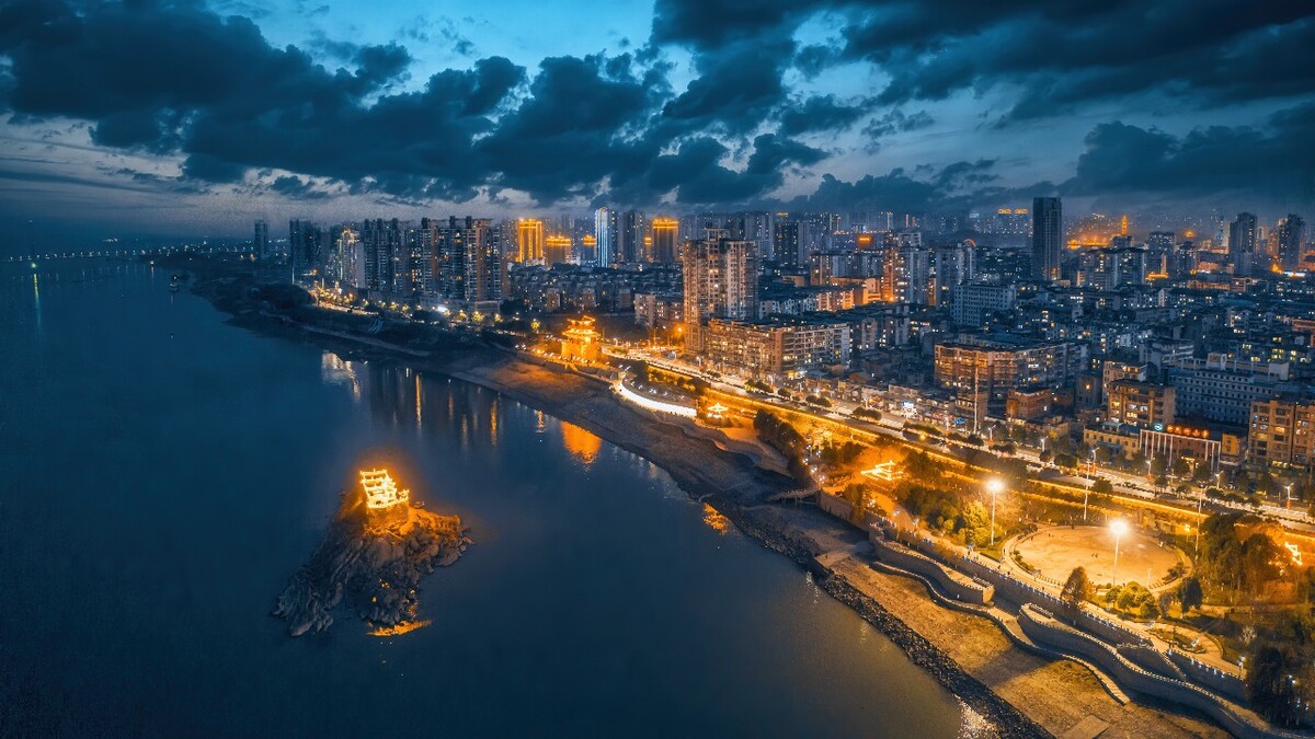 鄂州观音阁夜景