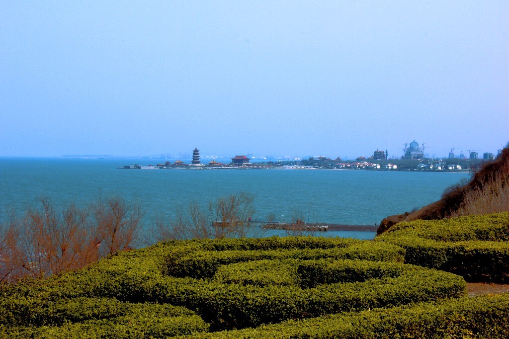 蓬莱海边远眺