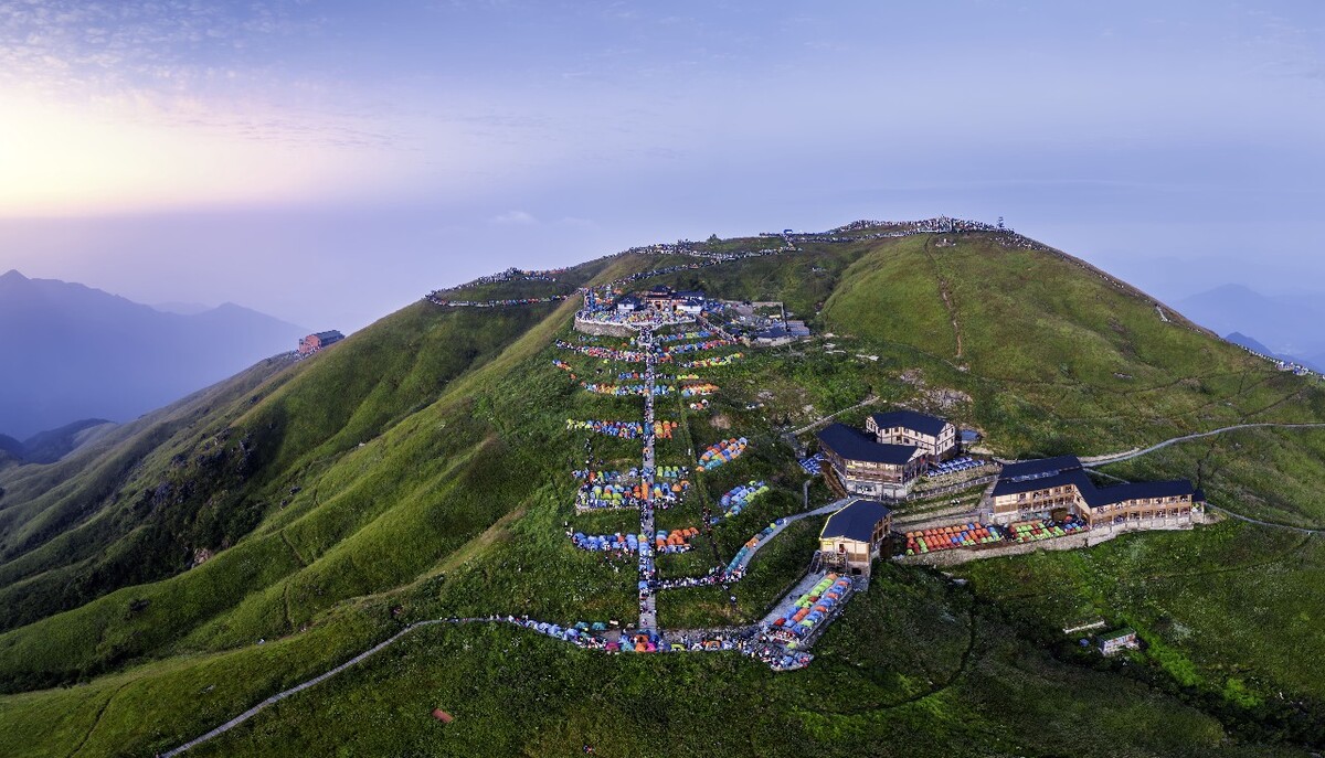 景区山帐篷斑斓的江西武功山帐篷节1/294咏物无声2019年10月1日2125