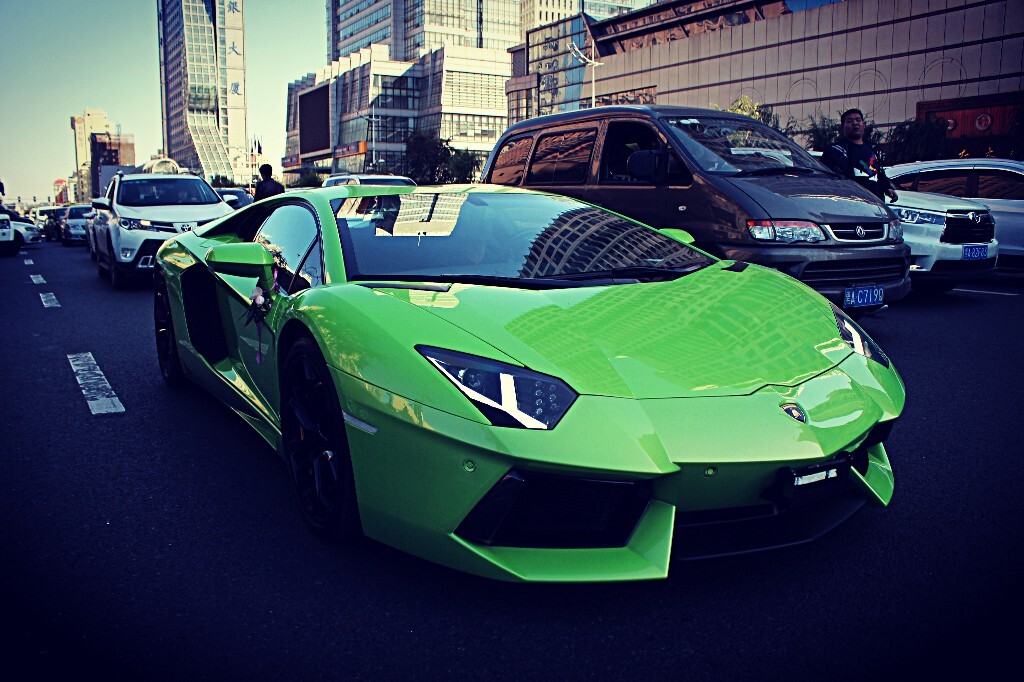 ᰣlp700