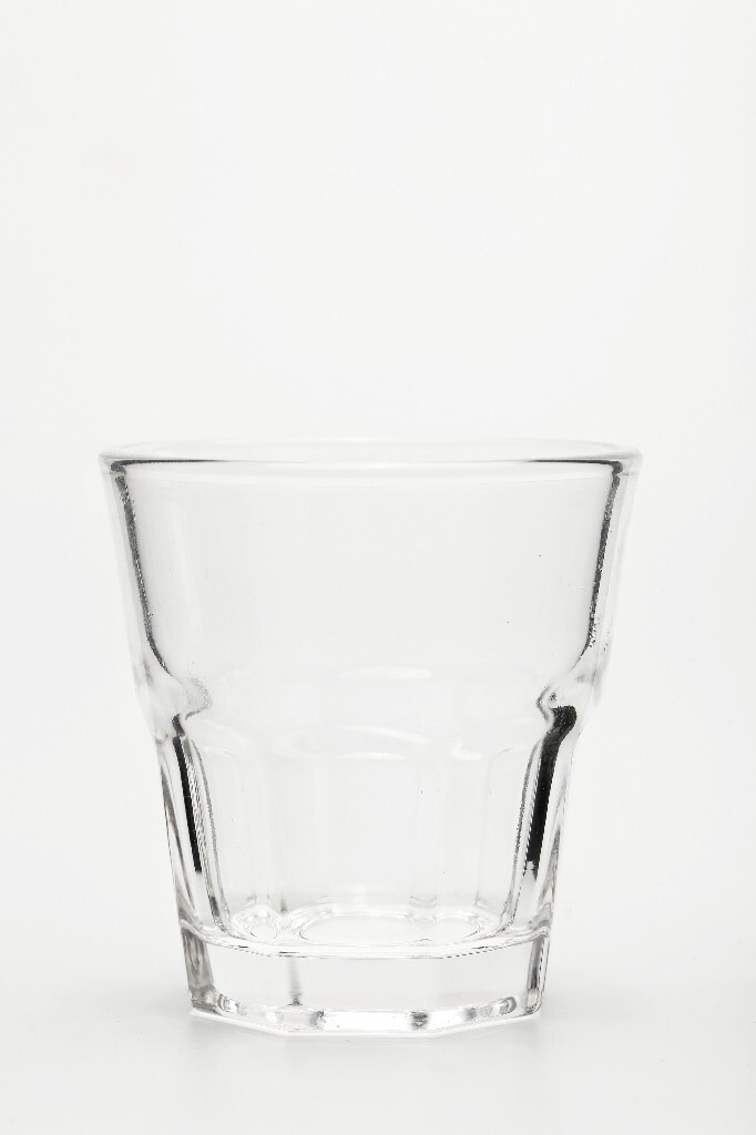 ձ