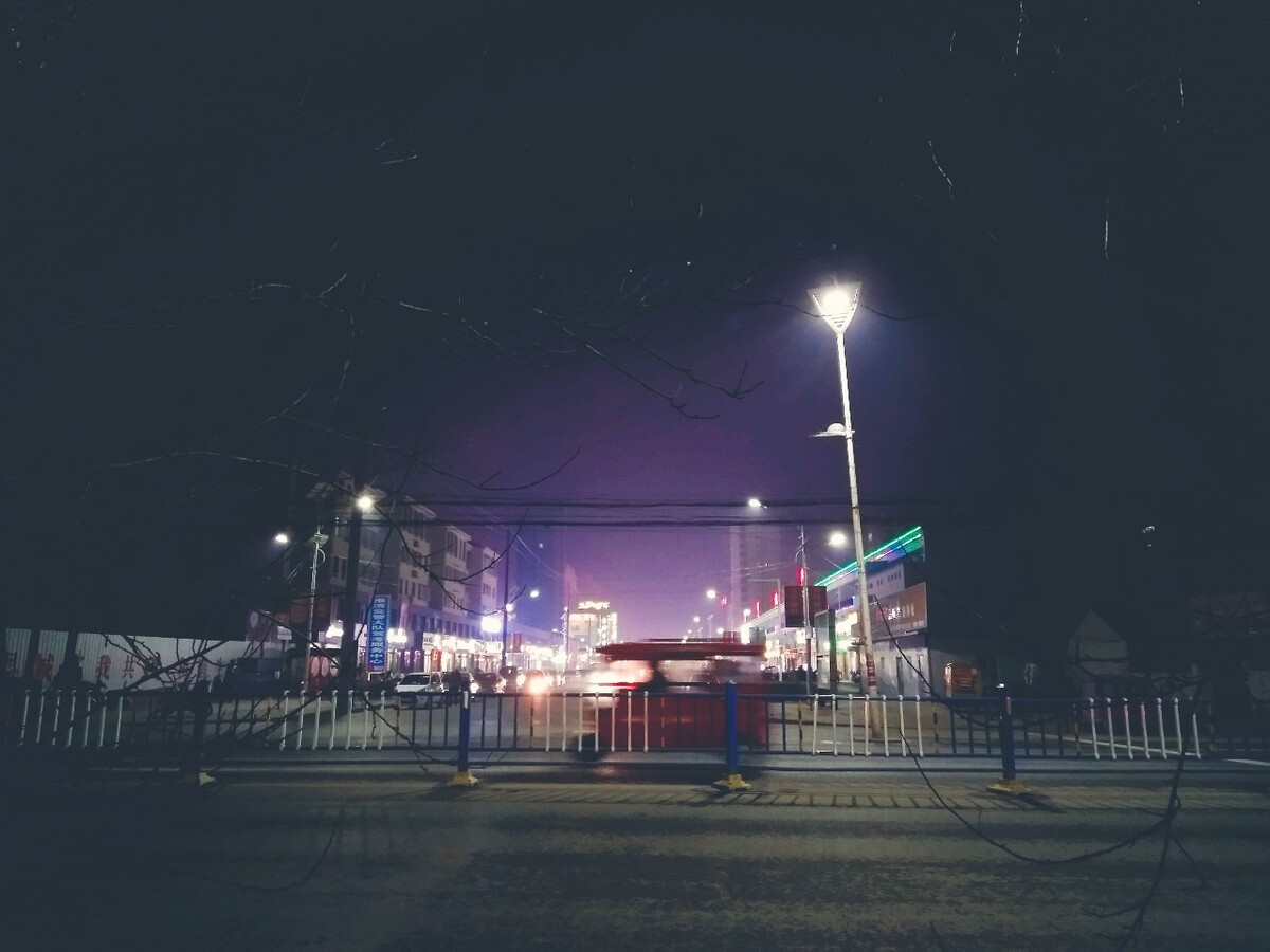 夜晚七八点钟