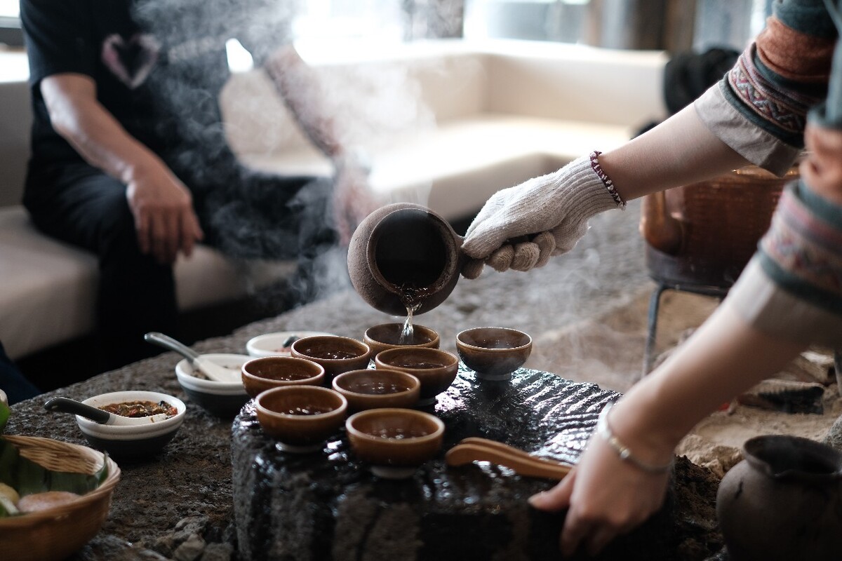 雷响茶