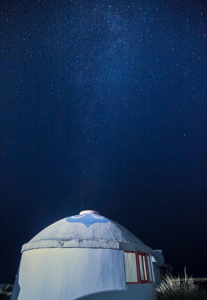 草原上遥远的星星