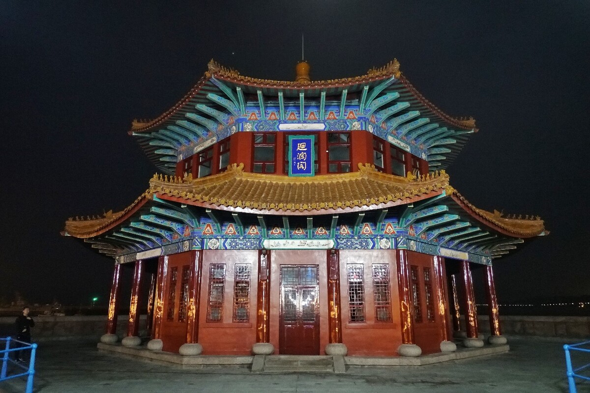 回澜阁