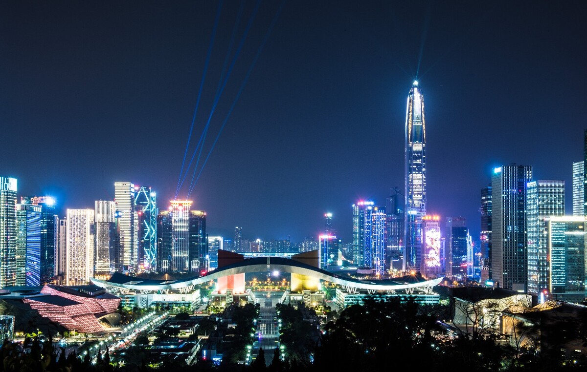 深圳莲花山夜景