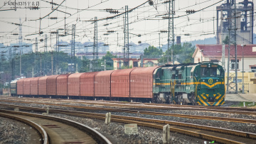 内燃机车牵引图片