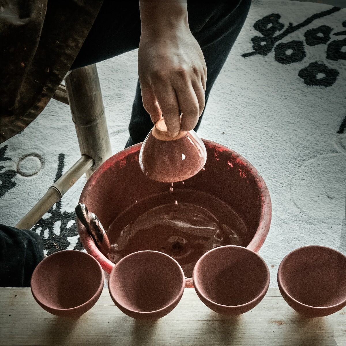 青年工匠廖铭的建盏制作
