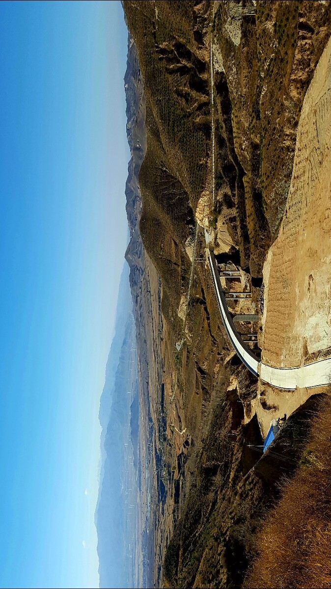 雄关漫道