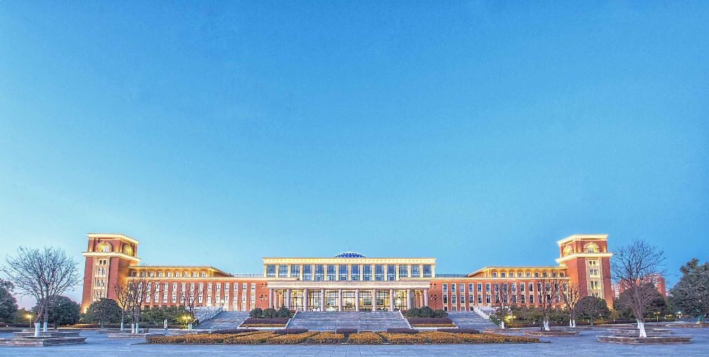 云南大学图书馆