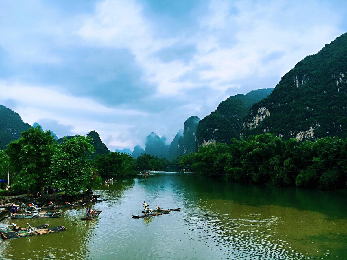 桂林山水甲天下                  