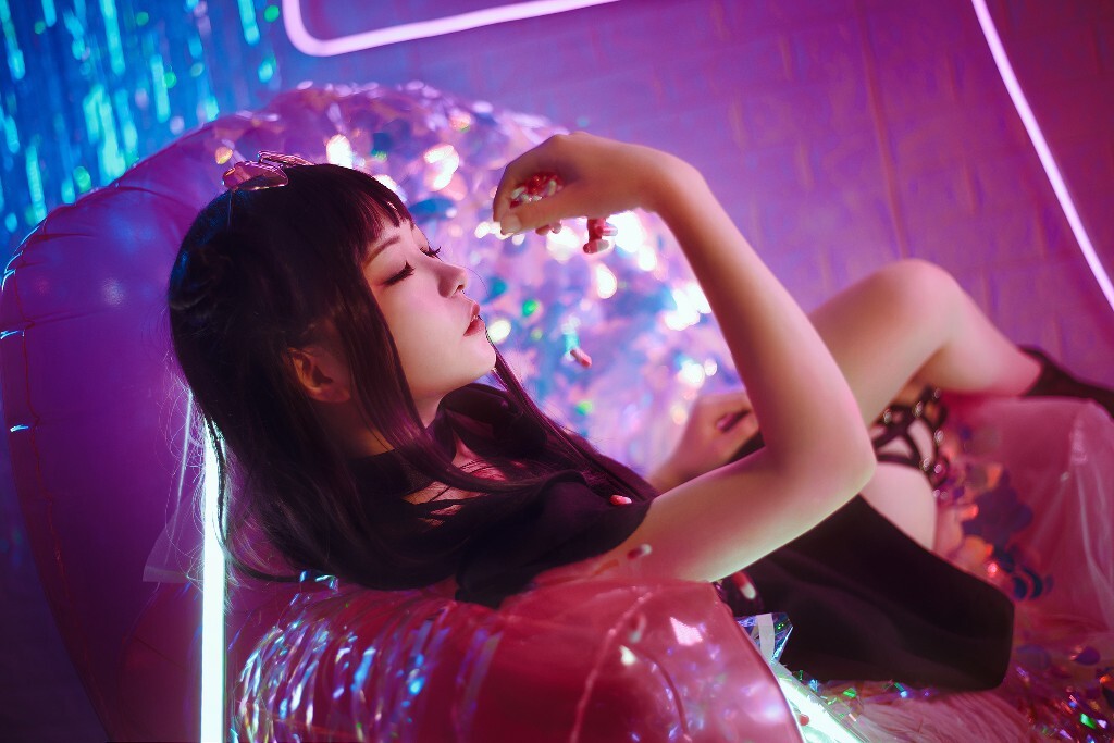 灯红酒绿