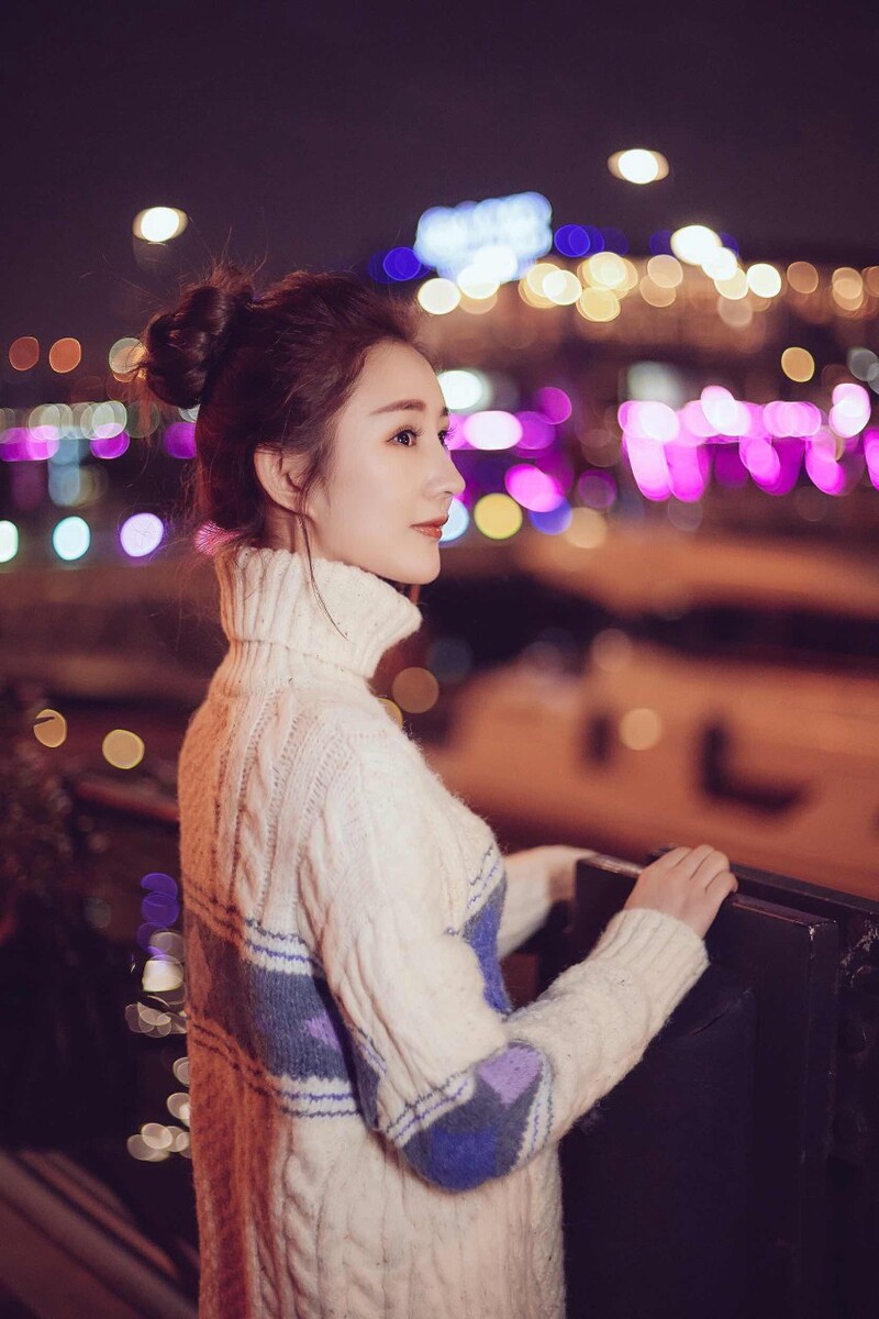 摄影师唐溪性感漂亮家教又的超的奶家教大图片