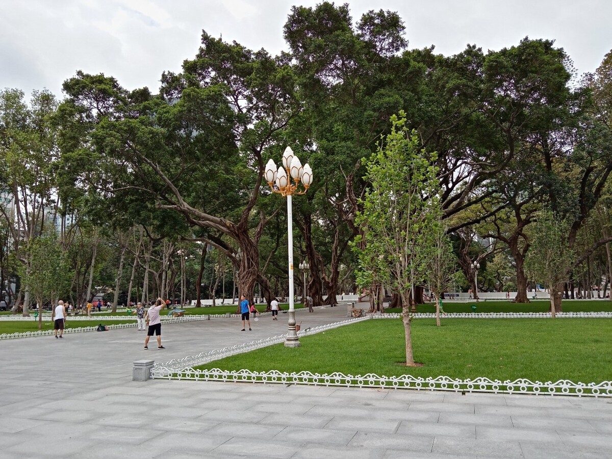 广州市人民公园完成改造后的部分园景