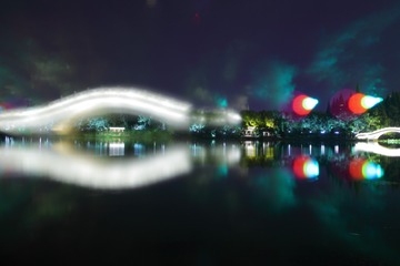 1218089
