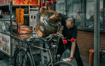 茶汤 — 西北角