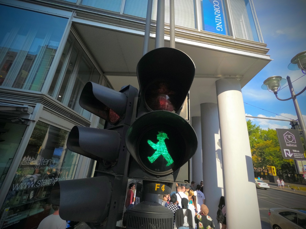 ampelmann——东柏林的红绿灯小人