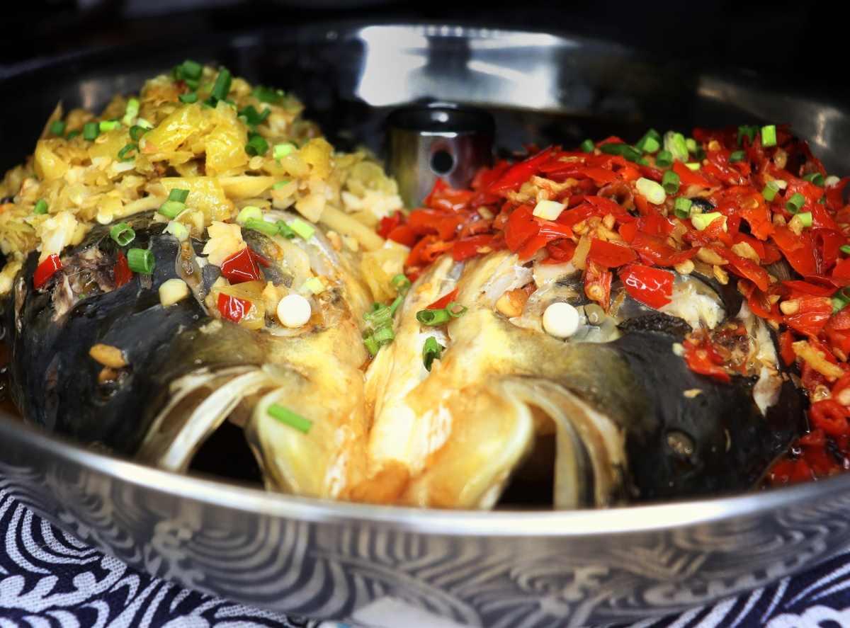 双色鱼头剁椒鱼头湘菜湖南菜你流口水了吗00