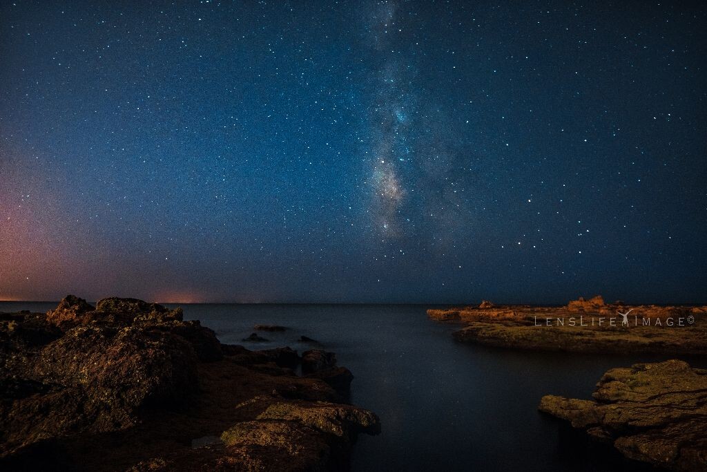 港口之城加的斯，西班牙大陆最南端海岸线。夜晚，望着星辰大海，内心很静很静。