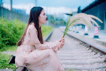 001