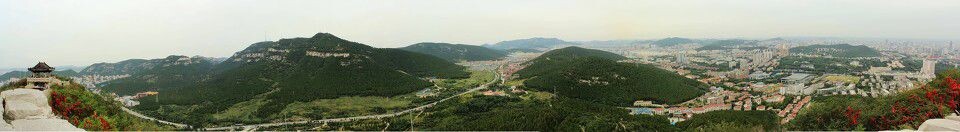 未标题_全景图111111<br />
千佛山顶