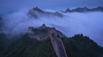 《长城云海》