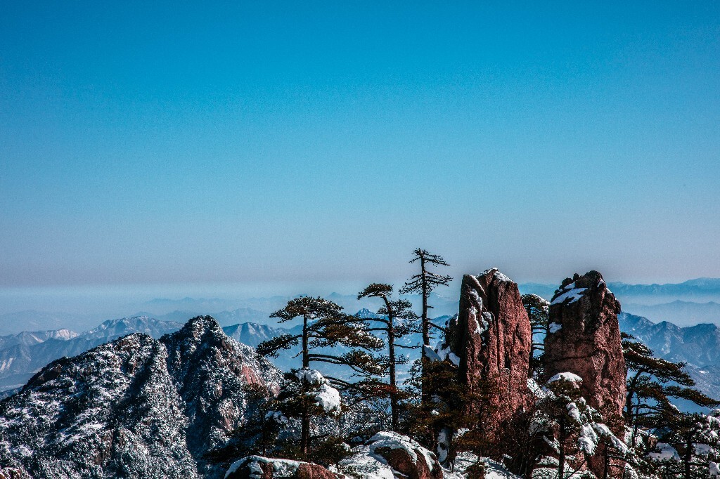 大雪中的黄山