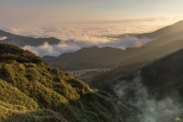 最近會睡到一半有些感應就被招喚來這裡 原來是雲哥在找你