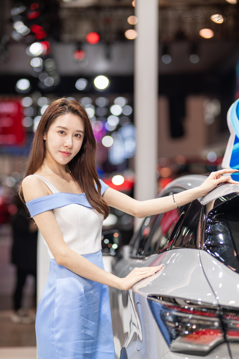 2021青岛春季车展王雨菲