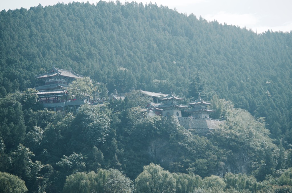东山