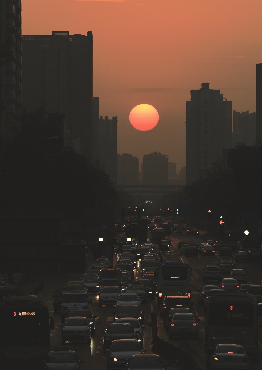 成都的悬日,我等了一年终于拍到了