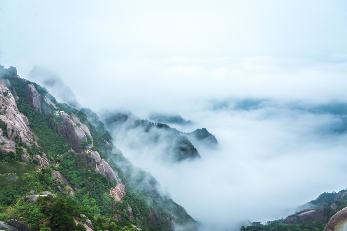 烟雨黄山 - jimber - 图虫