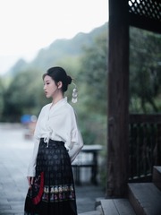 2E6F49A4-EED0-485A-ADB7-4BD47A97E7B5/L0/001