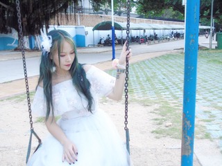 001